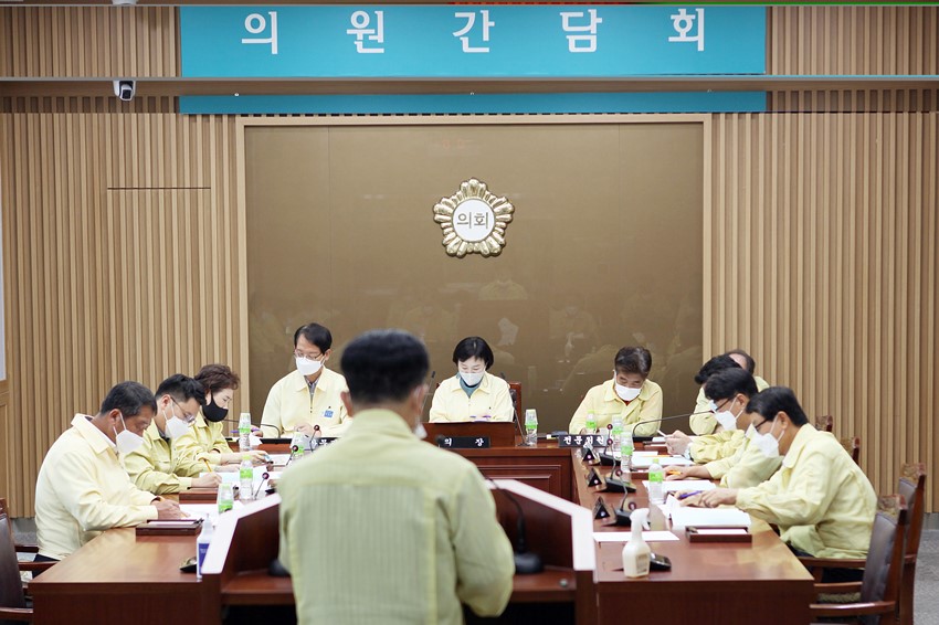 1.예천군의회, 9월 의원간담회 개최